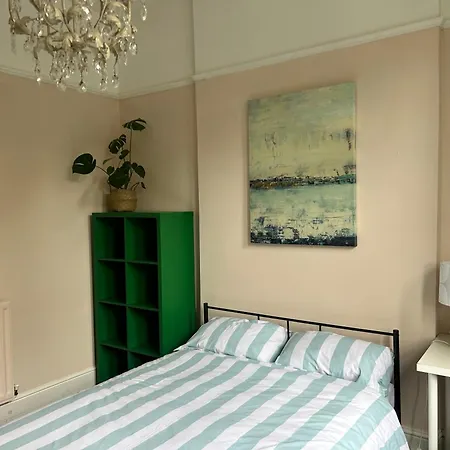 Bohemian Rhapsody Apartment St Leonards-on-Sea Exterior photo