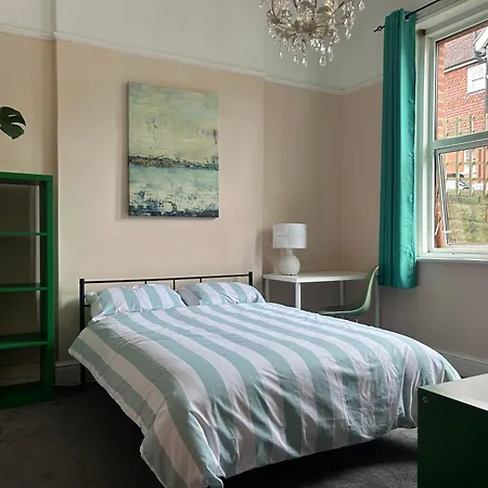 Bohemian Rhapsody Apartment St Leonards-on-Sea Exterior photo